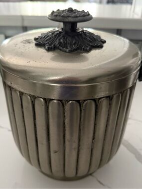 Decorative Ribbed Metal Canister with Ornate Lid Knob
